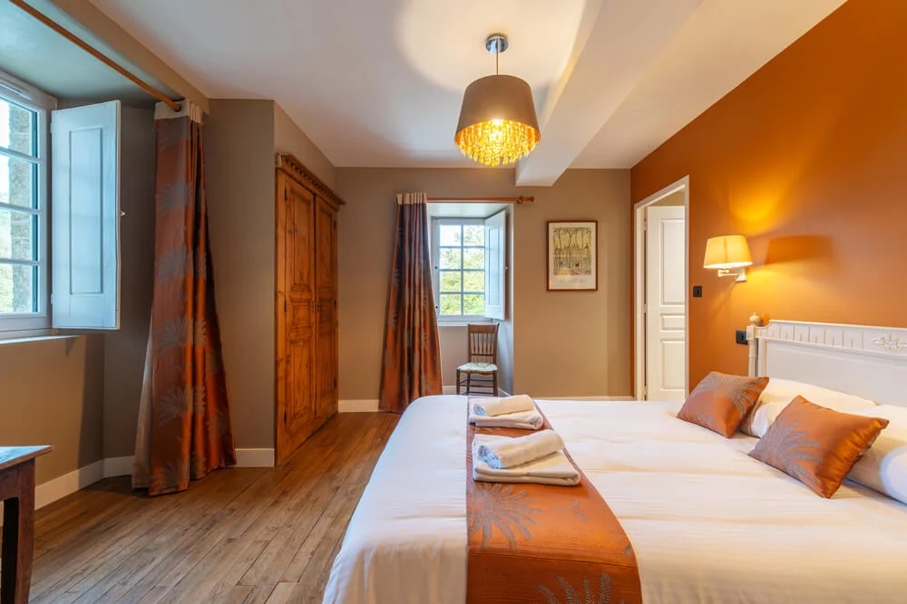 Chambre coté cour - Château de Marigny - Organisation évènements, Mariage, Séminaire